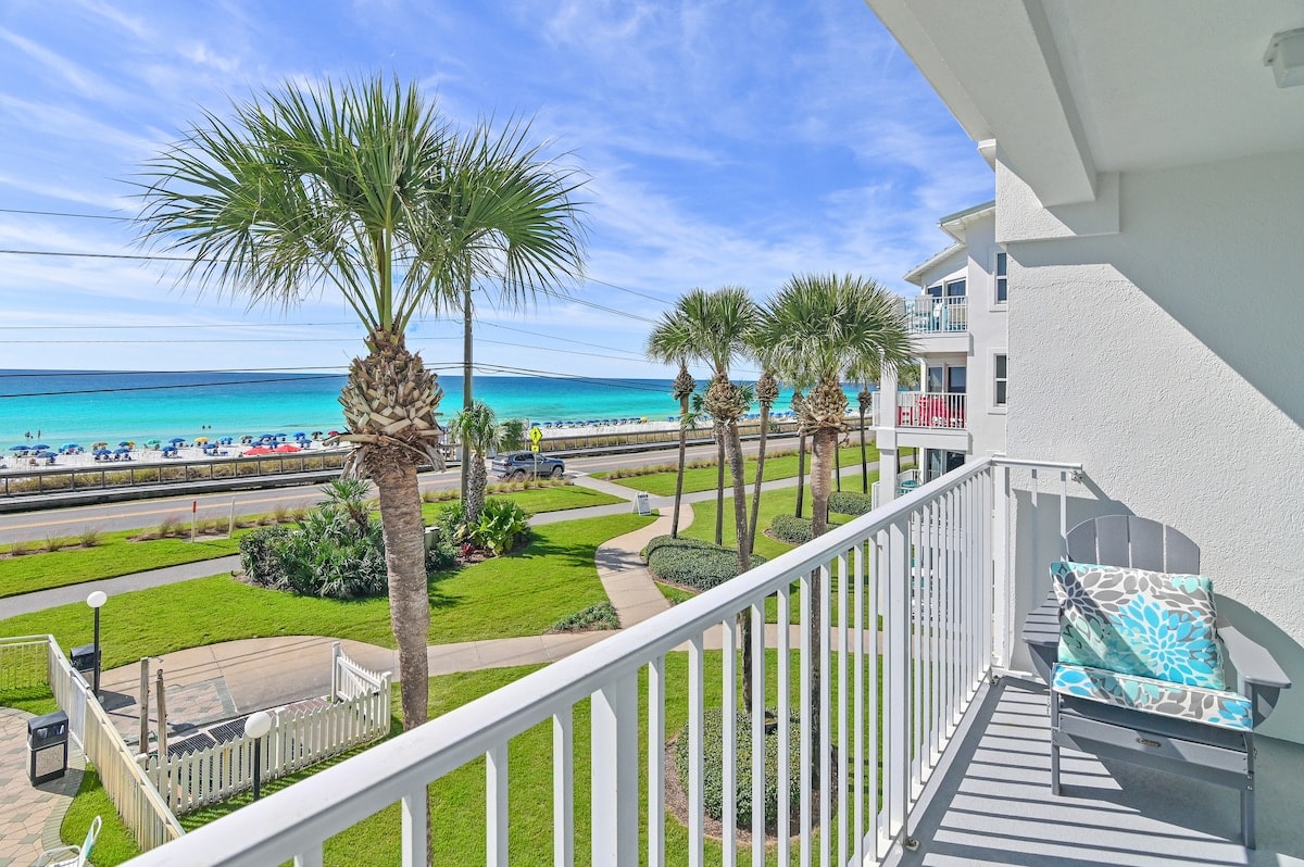 Gulf Views - Guest Favorite - Free Beach Service